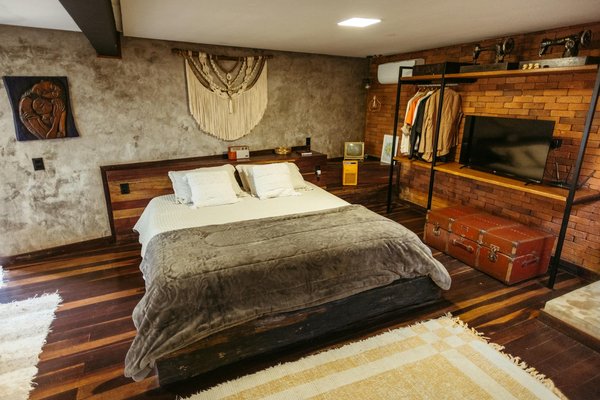 Quels sont les meilleurs équipements pour un camping en région de toundra en hiver?